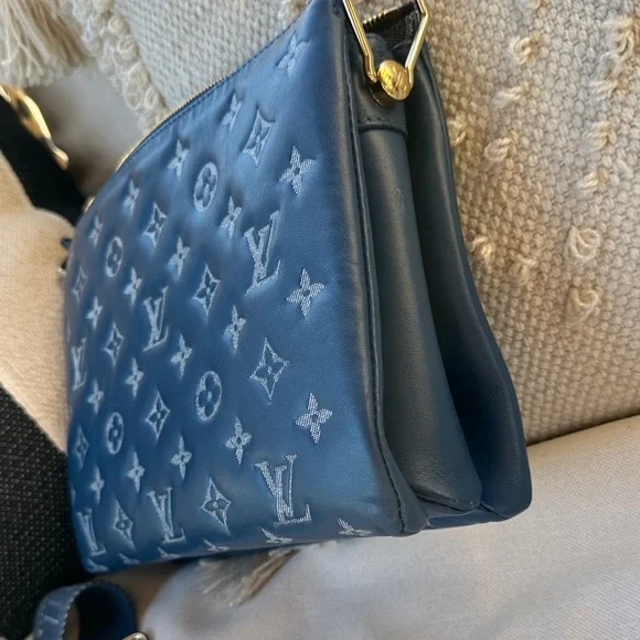 Louis Vuitton Navy Monogram Crossbody Bag - Picture 9 of 16